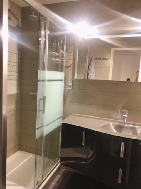 Luxurious Appartment Near The Airport นีซ ภายนอก รูปภาพ